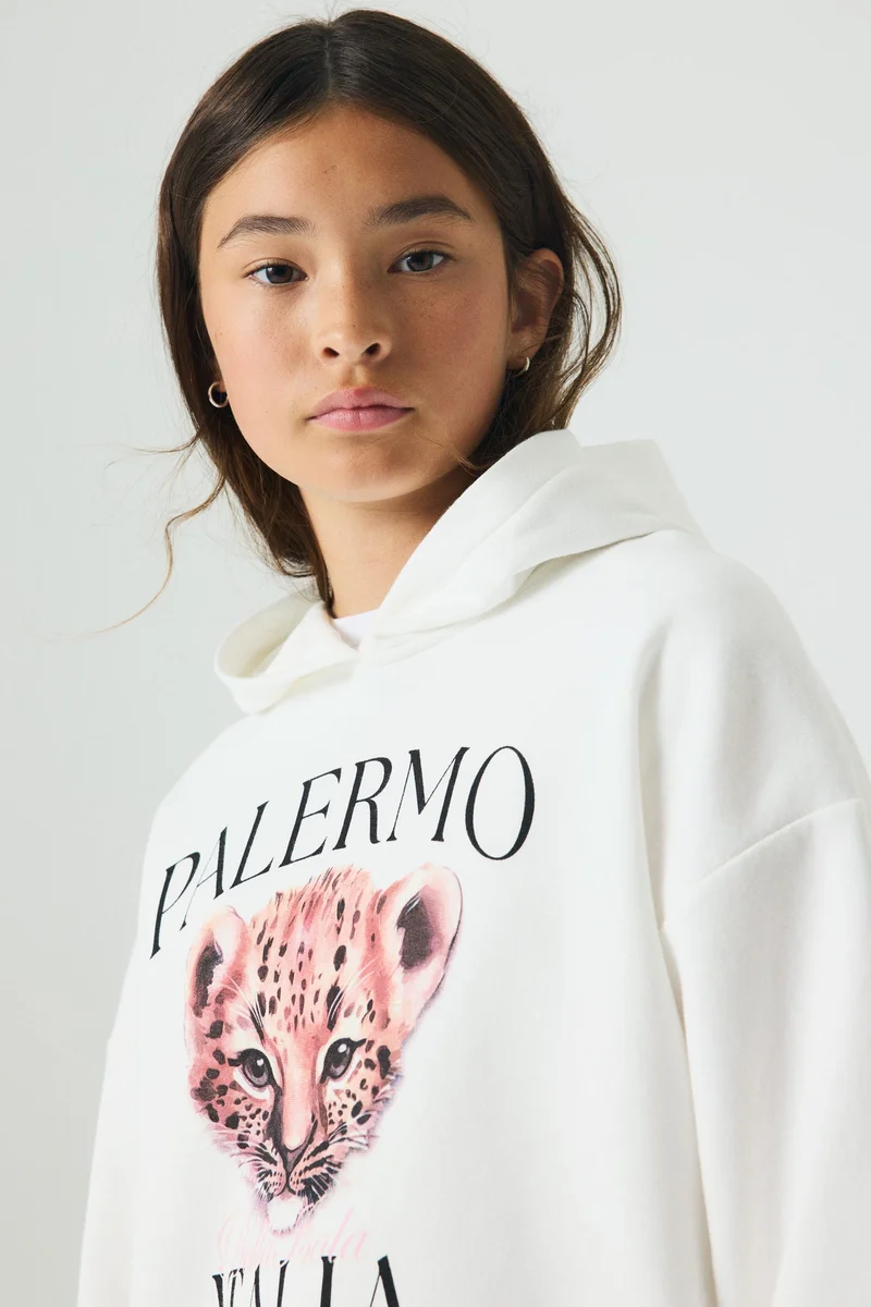 اتش اند ام هودي فضفاض مزخرف